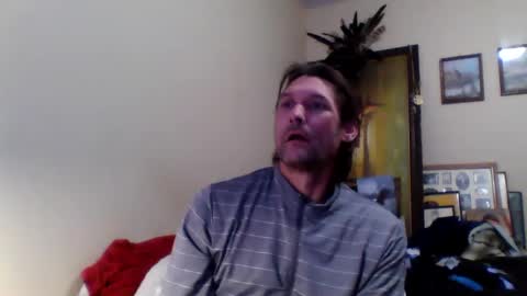 Snapshot of ifoundthegspot chatting on January 26, 7:42 am Darthmark420 online show from January 26, 7:42 am