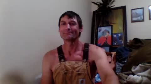 Snapshot of ifoundthegspot chatting on September 17, 12:07 pm Darthmark420 online show from September 17, 12:07 pm