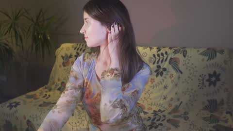 Belle online show from January 8, 4:33 pm