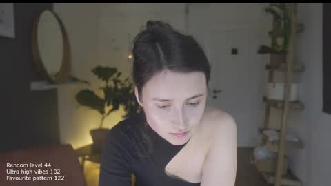 Belle online show from October 17, 11:24 am