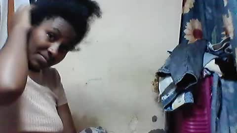 Snapshot of iiiirasoa chatting on July 7, 9:02 am iiiirasoa online show from July 7, 9:02 am