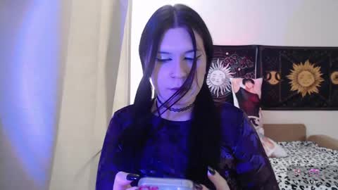 Vella online show from May 13, 11:40 am