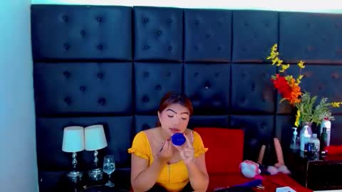 iisalombardi online show from March 30, 3:07 am