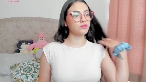 Maria online show from February 4, 5:23 pm
