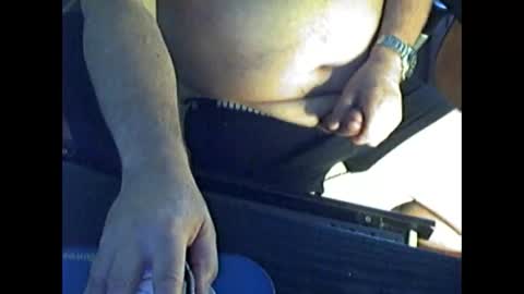 ikissuuuu online show from October 2, 2:35 pm