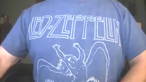 Snapshot of il_undercover chatting on November 15, 11:40 am il_undercover online show from November 15, 11:40 am