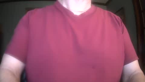 Snapshot of il_undercover chatting on December 4, 11:41 am il_undercover online show from December 4, 11:41 am