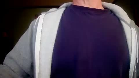 Snapshot of il_undercover chatting on January 12, 12:21 pm il_undercover online show from January 12, 12:21 pm