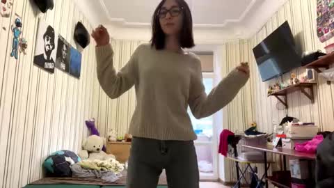 Snapshot of ilanafagle chatting on November 1, 9:11 am Asya online show from November 1, 9:11 am