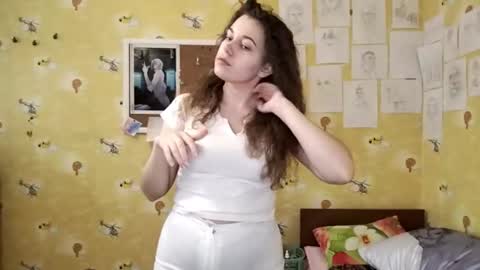 Snapshot of ilanalanglitz chatting on March 26, 1:28 pm Laura online show from March 26, 1:28 pm