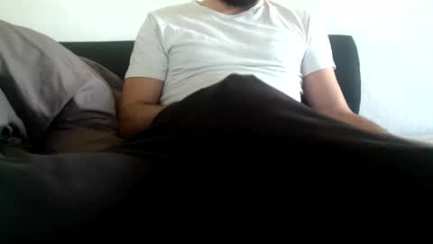 Snapshot of ilcaponero chatting on April 6, 10:38 am ilcaponero online show from April 6, 10:38 am