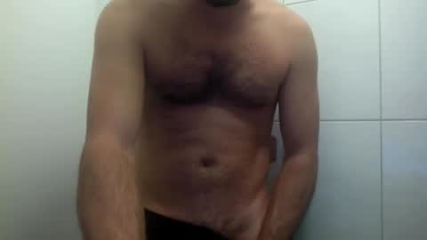 Snapshot of ilcaponero chatting on April 20, 10:44 pm ilcaponero online show from April 20, 10:44 pm