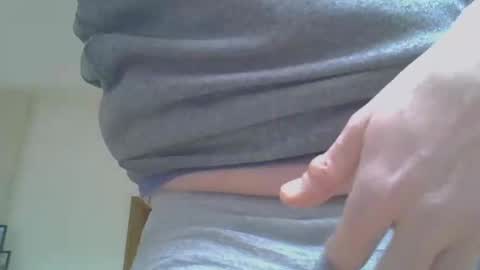 Snapshot of ilconte81 chatting on February 13, 8:38 am ilconte81 online show from February 13, 8:38 am