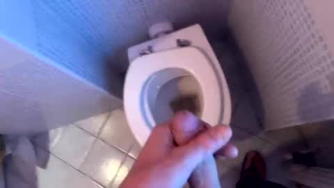 Snapshot of ilconte81 chatting on November 16, 7:14 am ilconte81 online show from November 16, 7:14 am