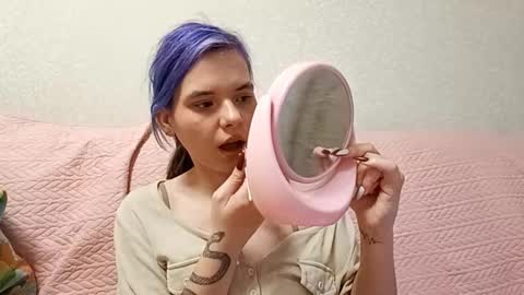 Aurora online show from February 24, 4:05 pm