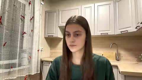 Sophie online show from March 4, 1:28 pm