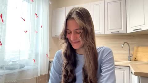 Sophie online show from March 19, 10:52 am