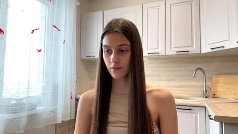 Sophie online show from March 20, 9:03 am