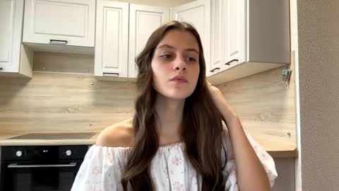 Sophie online show from March 27, 11:10 am