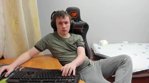 iliaskris online show from January 7, 4:26 am