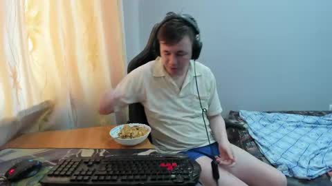 iliaskris online show from May 5, 2:52 am