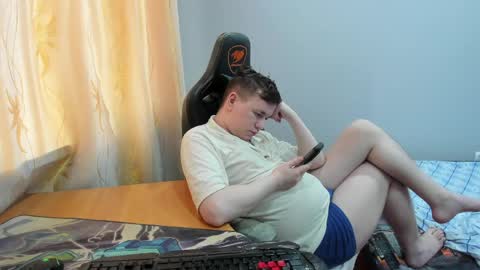 iliaskris online show from May 5, 2:58 pm