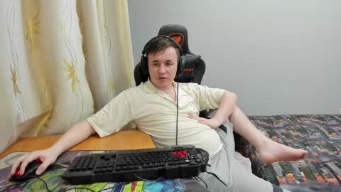 iliaskris online show from May 9, 9:53 pm