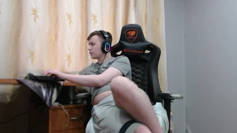 lord online show from April 23, 1:51 am