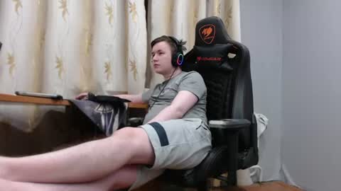 lord online show from June 24, 7:35 pm