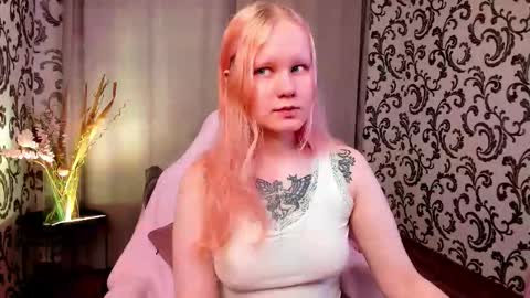 Annie online show from September 24, 3:10 am