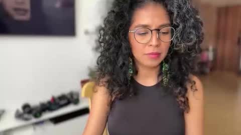 Kloe online show from February 9, 7:18 pm