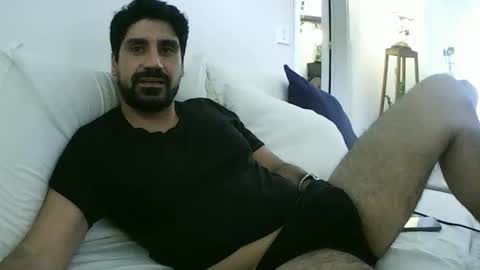 ilmangj90 online show from May 15, 2:35 pm