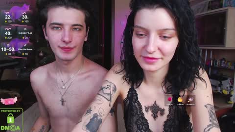 Snapshot of ilon_rey chatting on January 19, 9:55 pm ilon online show from January 19, 9:55 pm