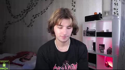 Snapshot of ilon_rey chatting on September 19, 10:49 am ilon online show from September 19, 10:49 am