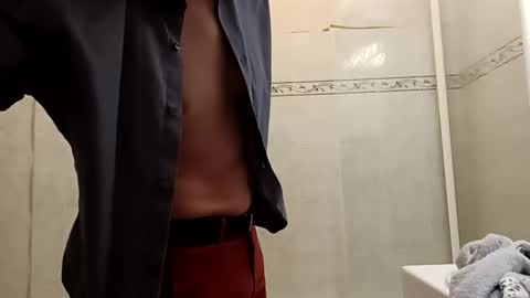 Snapshot of ilovecuteguy79 chatting on March 30, 5:19 am ilovecuteguy79 online show from March 30, 5:19 am