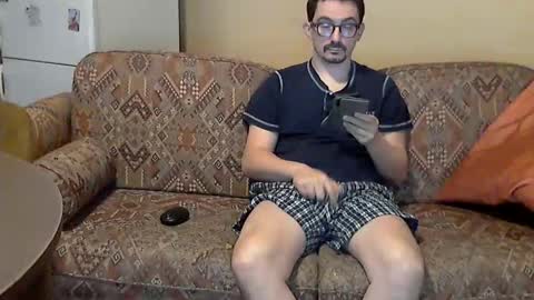 Snapshot of ilovecuteguy79 chatting on May 20, 5:02 am ilovecuteguy79 online show from May 20, 5:02 am