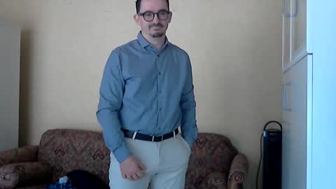 Snapshot of ilovecuteguy79 chatting on June 4, 5:46 am ilovecuteguy79 online show from June 4, 5:46 am