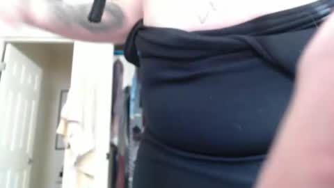 Snapshot of ilovesissyboys chatting on November 25, 10:21 pm ilovesissyboys online show from November 25, 10:21 pm