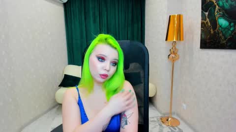 Roxy online show from February 9, 11:15 pm