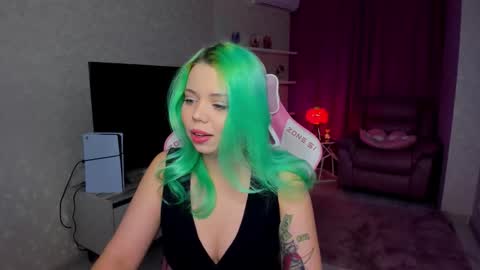 Roxy online show from February 28, 5:36 pm