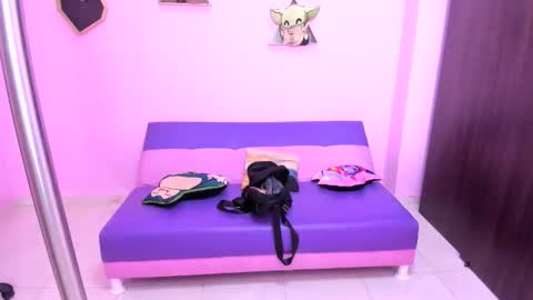 im_a_slut40 online show from September 20, 11:55 am