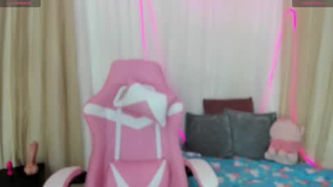 Snapshot of im_aurora_ chatting on March 12, 9:56 pm aurora online show from March 12, 9:56 pm
