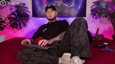 Bryan online show from October 24, 1:35 am