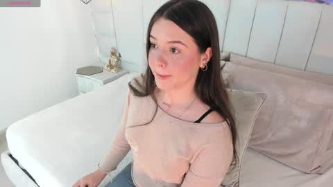 DAHLIA online show from December 13, 8:47 pm