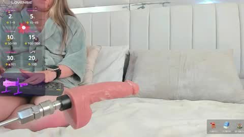 DAHLIA online show from January 30, 12:18 am