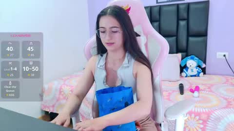 Eliza online show from May 19, 3:29 pm