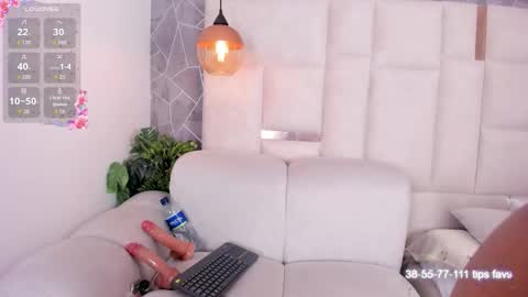 Snapshot of im_gabrielalux chatting on March 17, 12:52 pm im gabriela online show from March 17, 12:52 pm