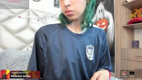 Snapshot of im_gaia chatting on October 20, 12:38 pm Im Gaia online show from October 20, 12:38 pm