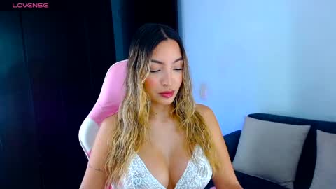 Grecia online show from May 6, 11:10 pm