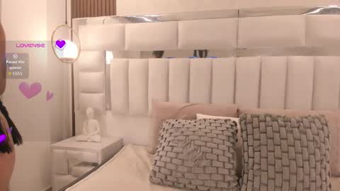 Kazumi online show from March 23, 1:15 pm